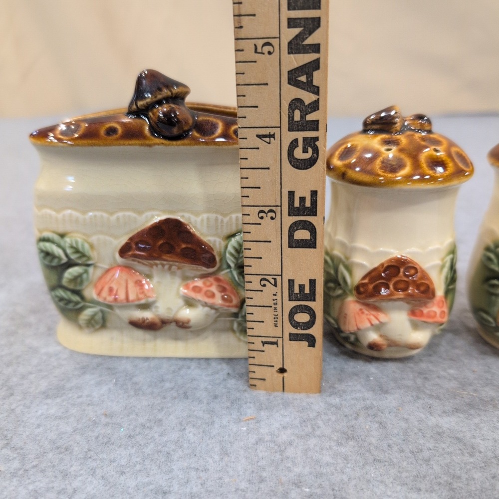 Vintage Mushroom Ceramic Napkin Holder Salt and Pepper Shakers Set Made in Japan - Picture 9 of 10